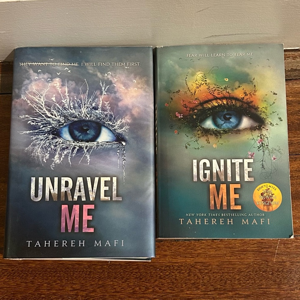 Tahereh Mafi Unravel Me & Ignite Me Book Set | Hardcover Books